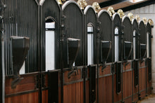 Load image into Gallery viewer, iFEED For Outside Stall Installation